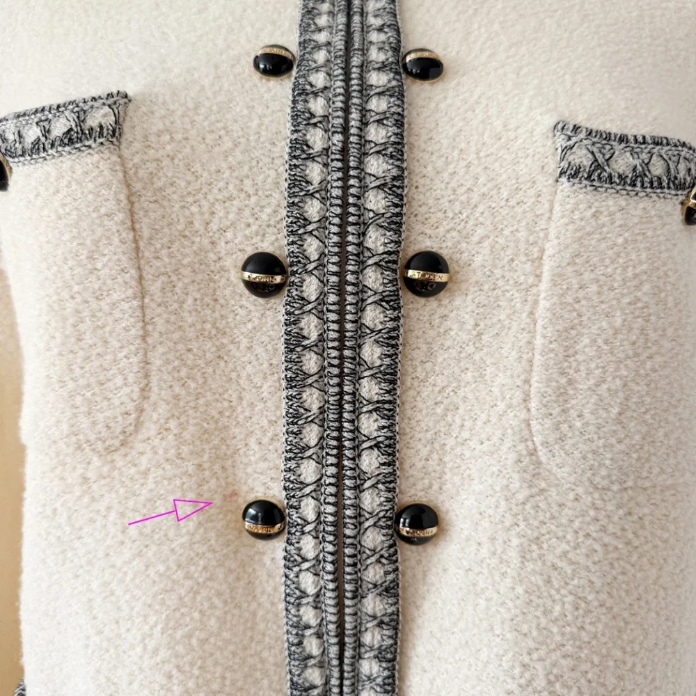 Vintage St. John Collection by Marie Gray -- Ivory Tweed Knit Jacket Size 10 - Picture 2 of 8